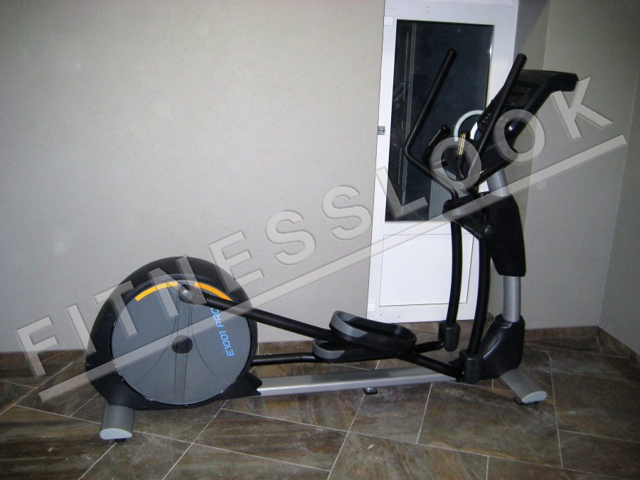 Эллиптический тренажер Bronze Gym E1001 Pro